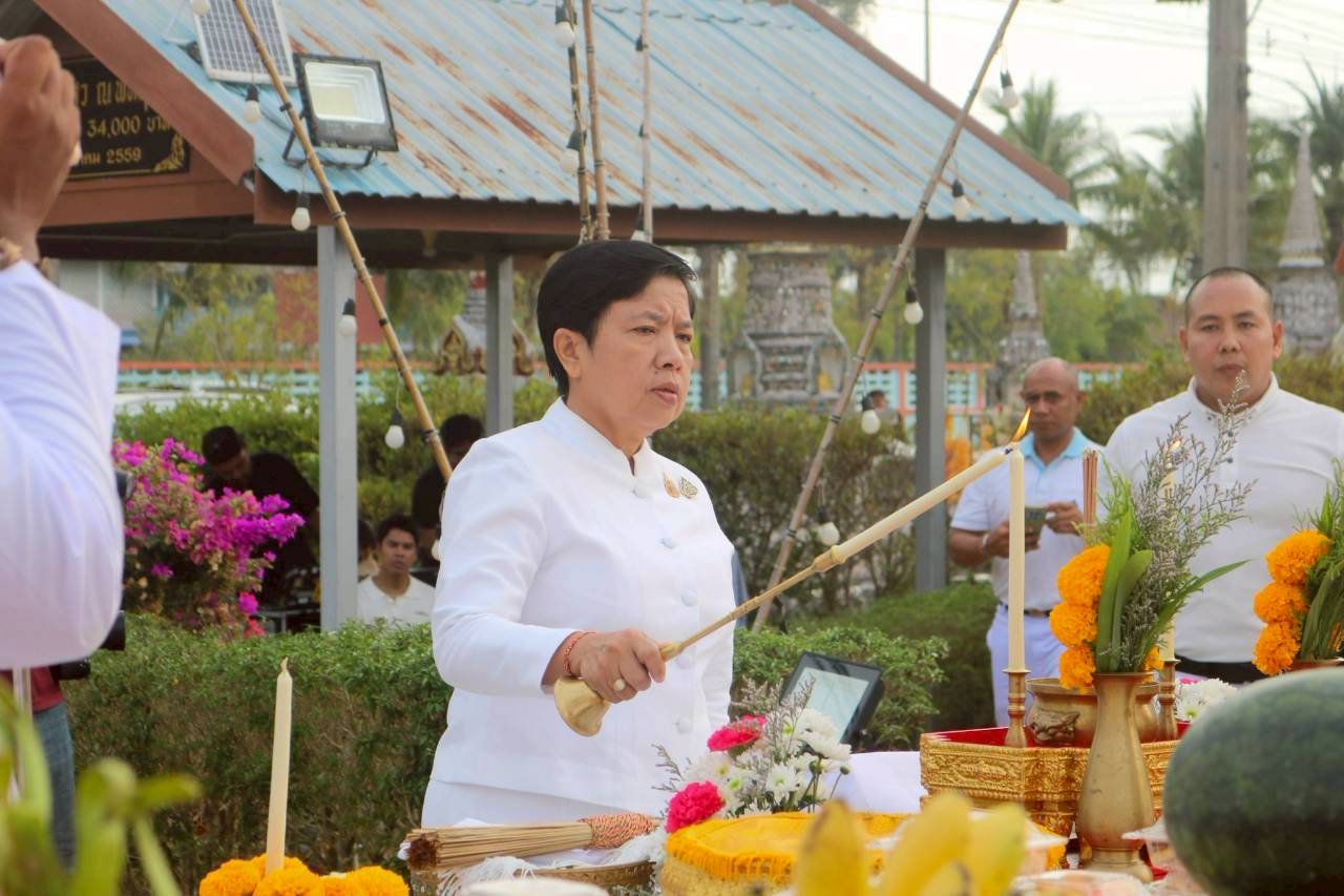 บวงสรวงเจ้าเมืองพระยาพัทลุงขุนคางเหล็ก และบรรพชนเมืองลุง รำลึกถึงคุณงามความดีและการเสียสละของอดีตเจ้าเมืองและบรรพชนเมืองลุง พร้อมอุทิศบุญกุศลเพื่อความเป็นสิริมงคลแก่ชาวพัทลุง&nbsp;